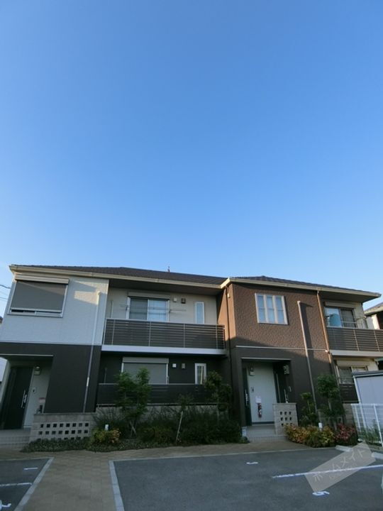 大阪府堺市西区上野芝町１丁 賃貸アパート