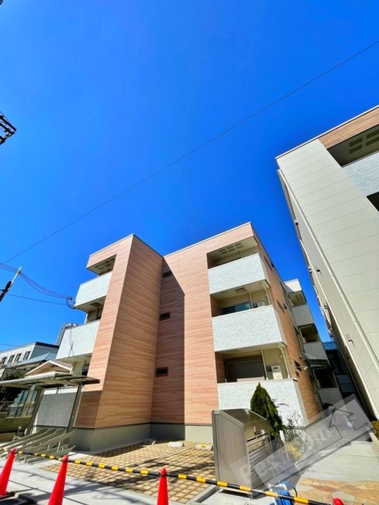 大阪府泉大津市東雲町 賃貸アパート