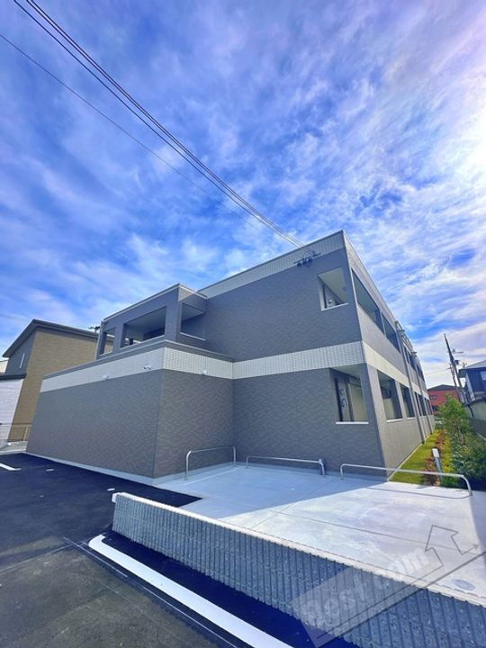 大阪府泉大津市二田町２丁目 賃貸アパート