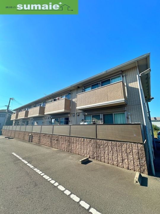 イソラ　フェリジェ 2階建