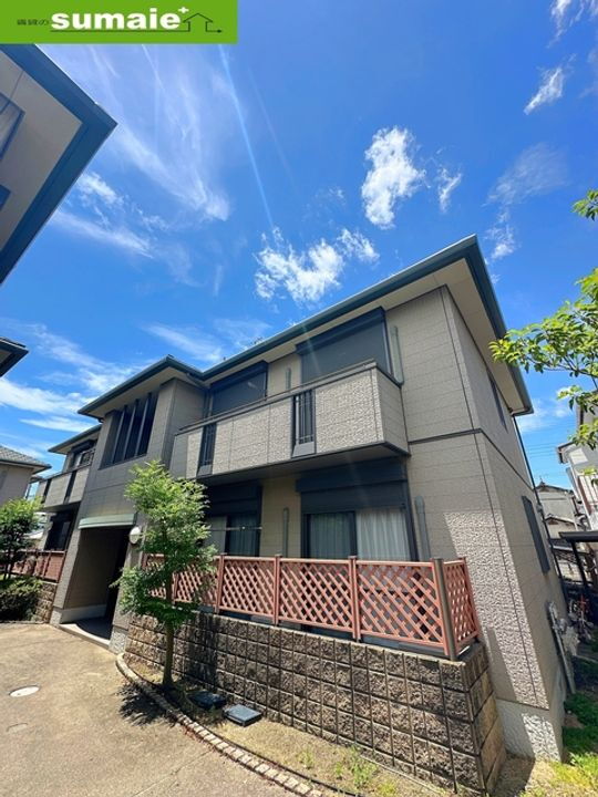 クインテットＣ 2階建