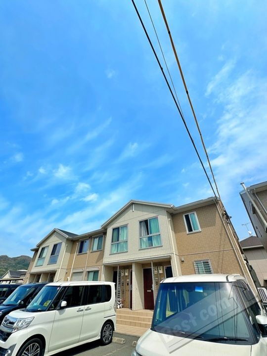 Ｄ−ｒｏｏｍ内原　Ｂ棟 2階建
