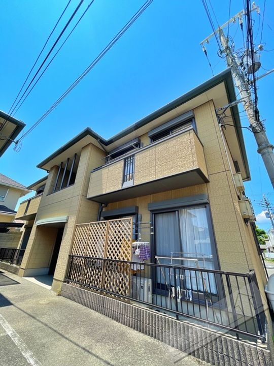 シャーメゾン高松 2階建