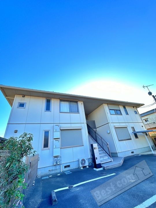 シャーメゾン今福 2階建