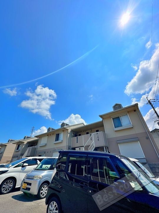 メゾン楠見中　Ｂ棟 2階建