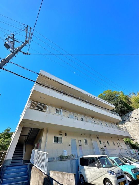 坂田マンション 3階建