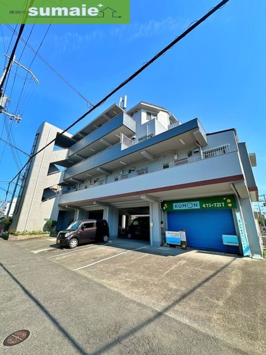 バウ・デ宮北 4階建