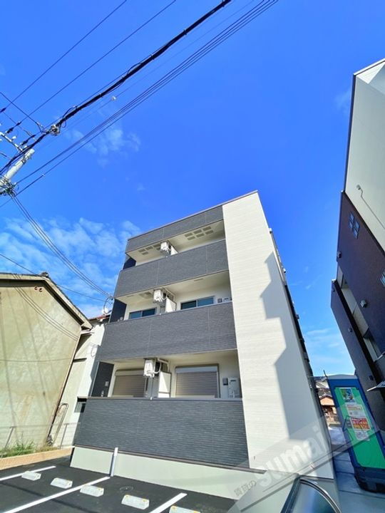 フジパレス和歌山木広ノース 3階建