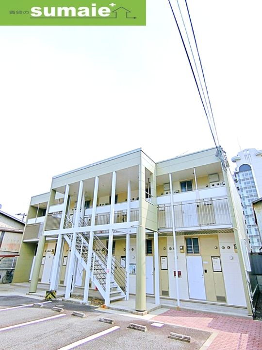 レオパレスティーダ 2階建