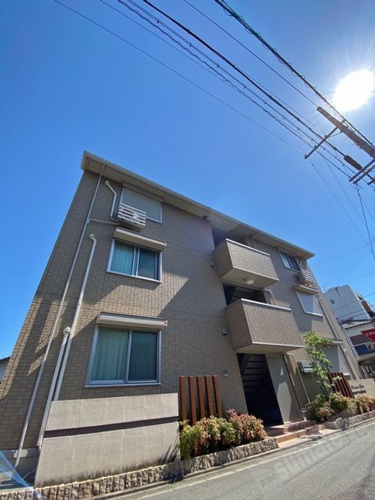 フロレゾン　キヒロ 3階建