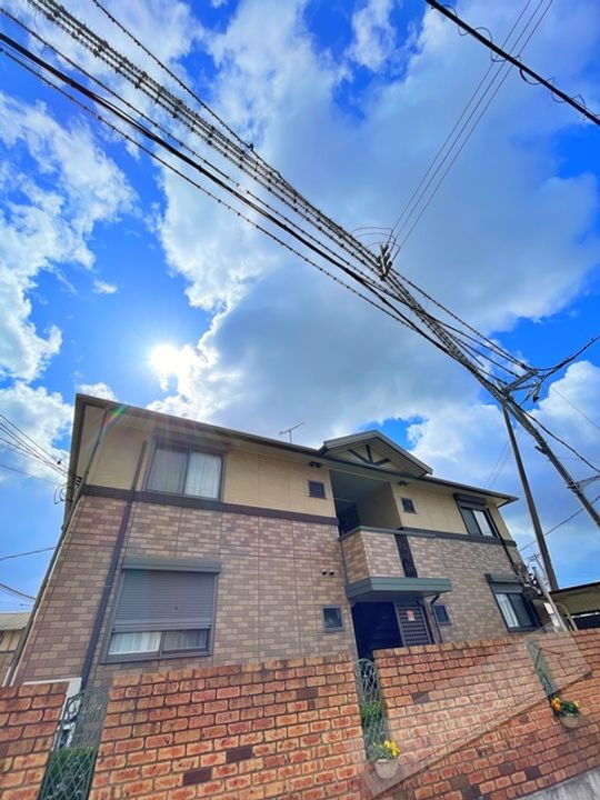 シンフォニータウンⅠ　Ａ棟 2階建