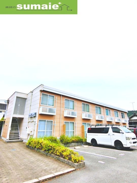 レオパレス三葛Ⅱ 2階建