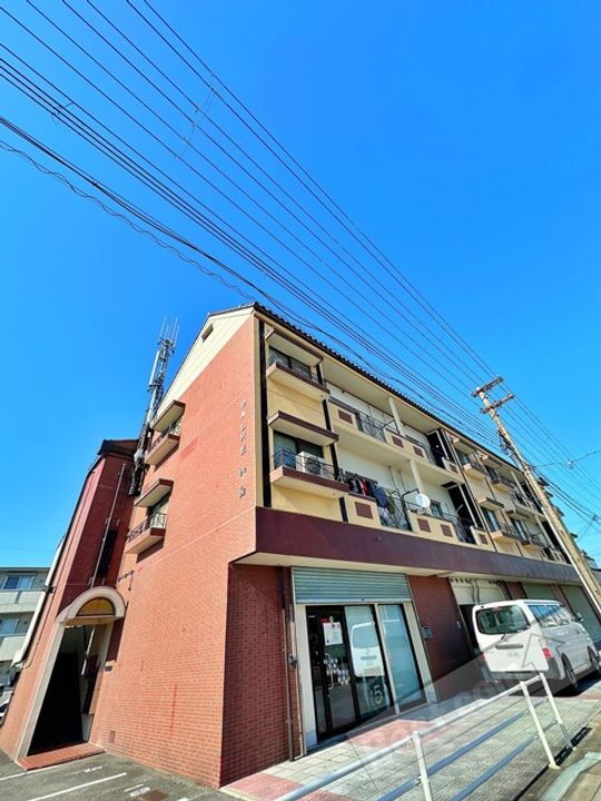 パルム加納 3階建