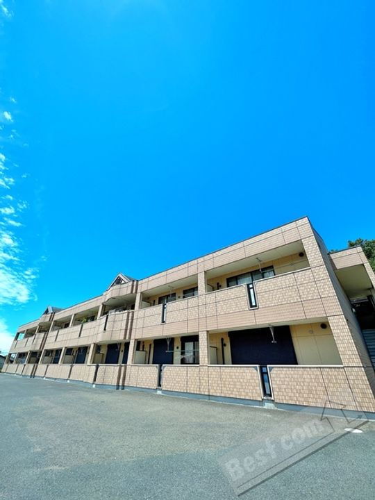 プレサス　ヒルズ 2階建