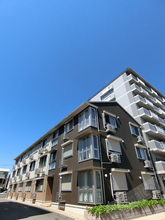 エミネンス東布経丁 3階建