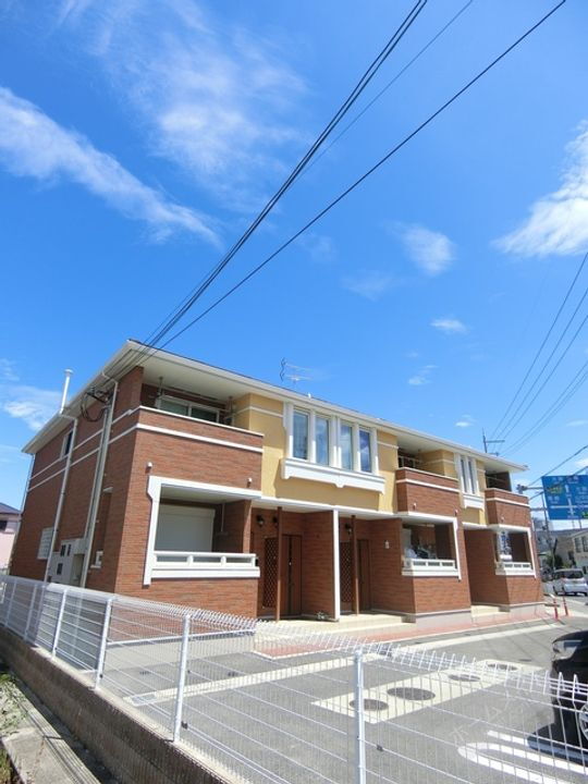 エンジェル　ハウスＡ 2階建