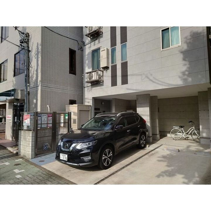愛知県名古屋市中村区豊国通６丁目 賃貸マンション