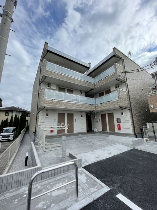 グレイス西所沢Ⅱ 3階建