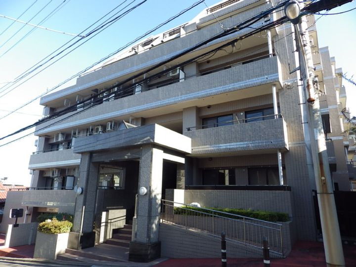 Ｔ’ｓ　ｇａｒｄｅｎ　西八王子　ＷＥＳＴ 5階建