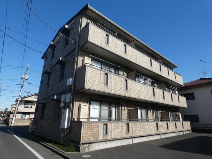 ヴァンセンヌ 3階建