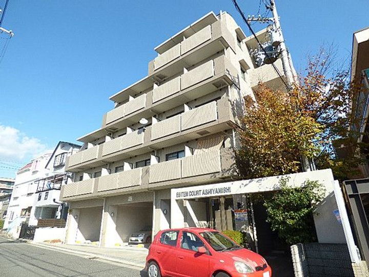 エステムコート芦屋西 5階建