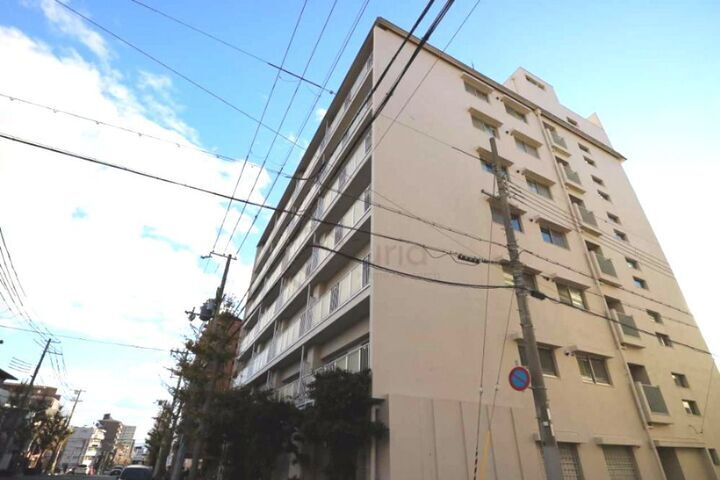 センターヒル岡本 7階建