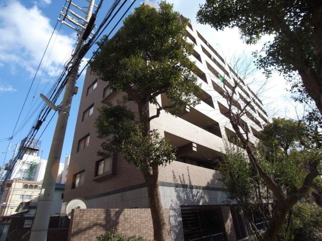 リーガル新神戸パークサイド 8階建