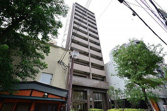 リーガル神戸三宮山手 13階建