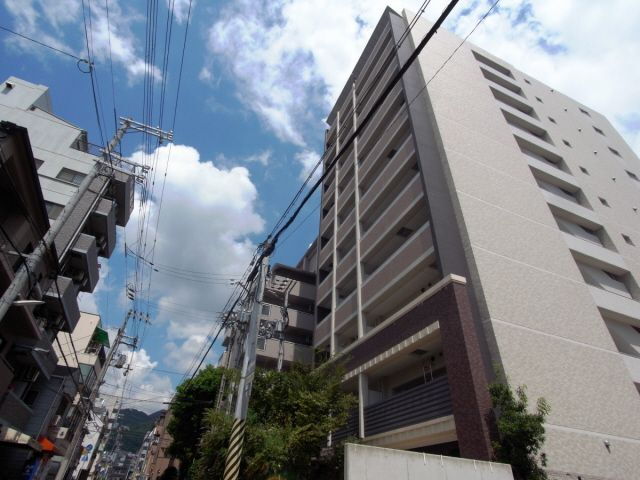 兵庫県神戸市中央区日暮通１丁目 11階建 築15年4ヶ月