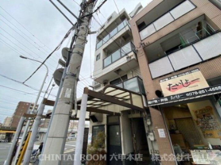 ＥＲコート三宮東 4階建