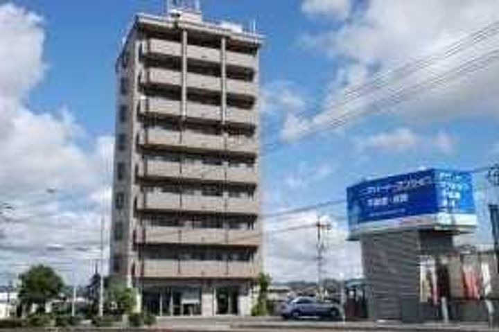 広島県福山市神辺町大字川南 9階建 築23年3ヶ月