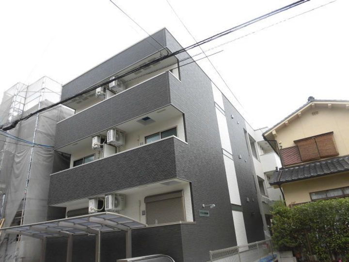 フジパレス淡路２番館 3階建