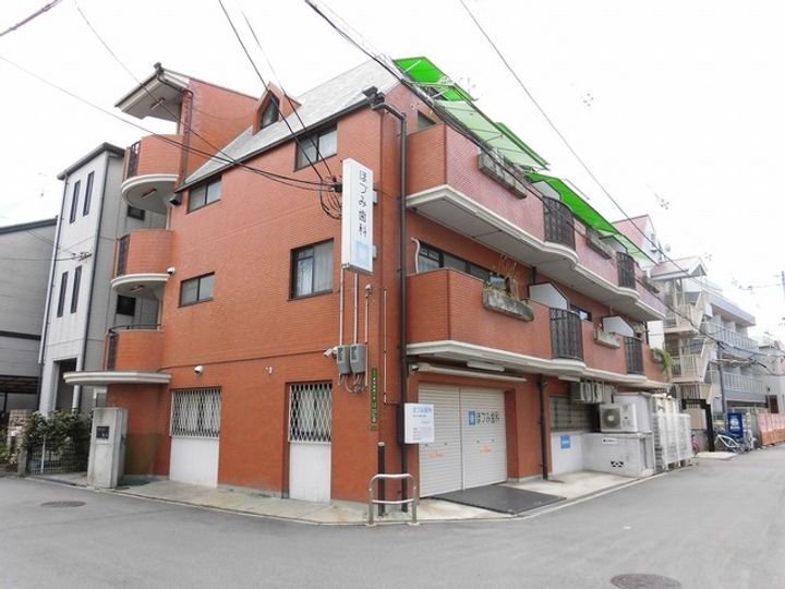 大阪府大阪市東淀川区東淡路４丁目 4階建
