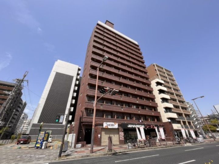 マイルド新大阪レジデンス３号館 14階建