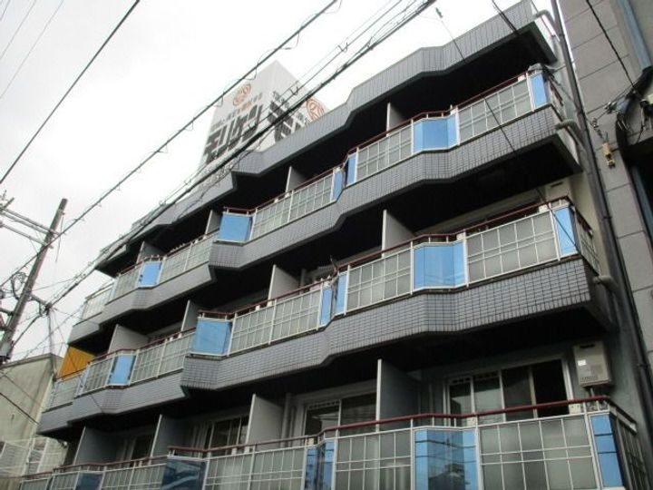 大阪府大阪市東淀川区上新庄２丁目 築31年11ヶ月 4階建