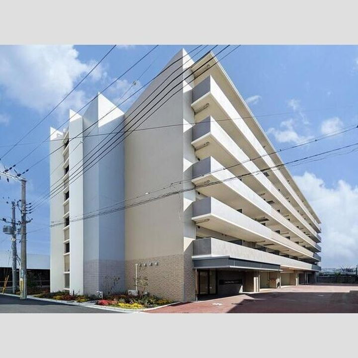 大阪府吹田市西御旅町 賃貸マンション