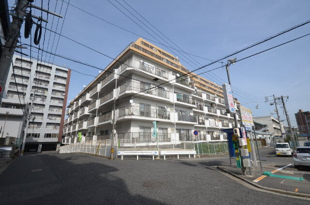 広島センチュリーマンション 8階建