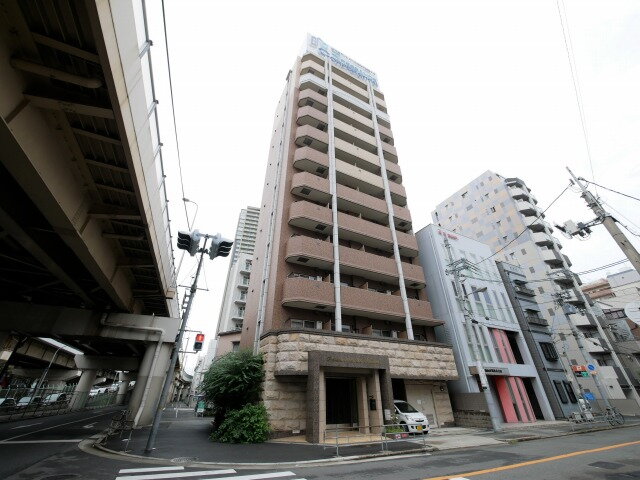 プレサンス梅田北パワーゲート 12階建