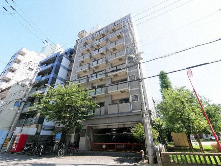 ＩＣＵＢＥ阿波座 10階建