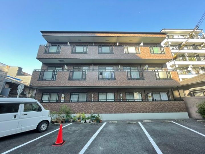 大阪府大阪市西成区岸里３丁目 3階建 築23年9ヶ月