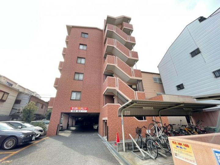 大阪府大阪市西成区潮路２丁目 築22年11ヶ月 6階建