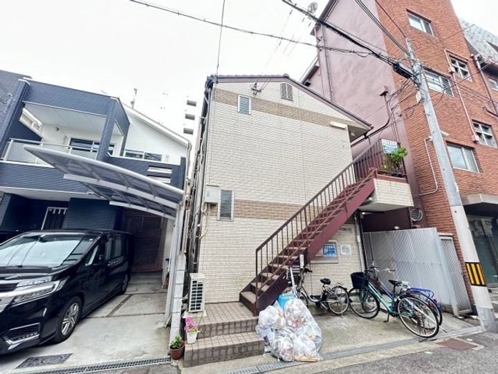 大阪府大阪市西成区天下茶屋２丁目 築18年9ヶ月 2階建