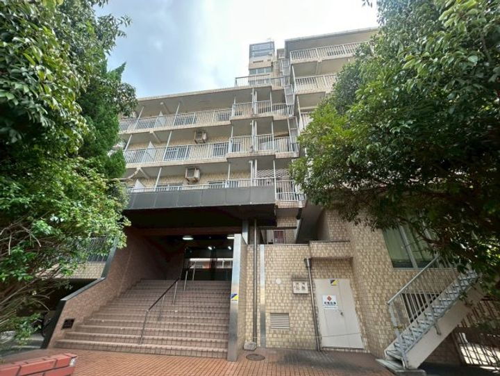 大阪府大阪市西成区南津守４丁目 11階建 築37年6ヶ月