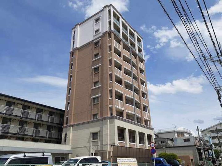 福岡県福岡市博多区吉塚８丁目 賃貸マンション