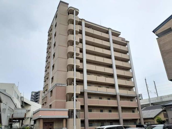 福岡県福岡市博多区竹下２丁目 賃貸マンション