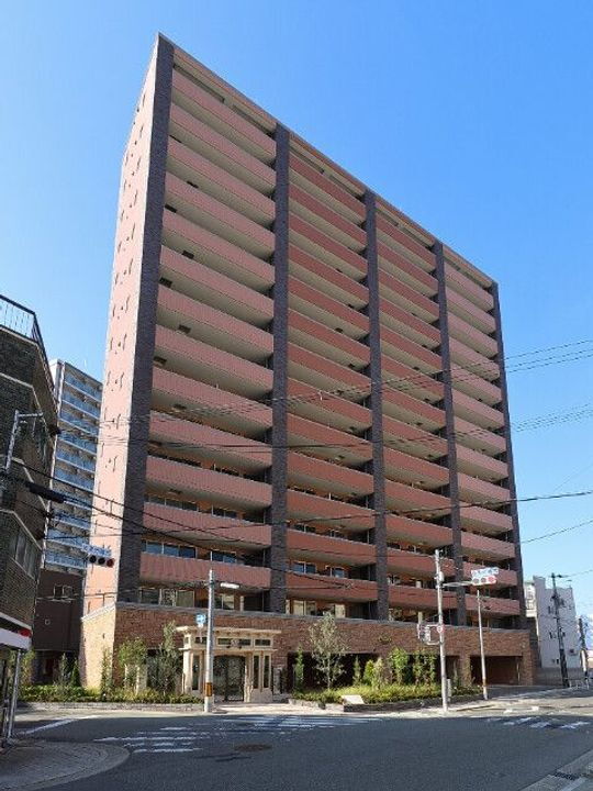 プレジオ難波ＥＵＲＯ　 15階建