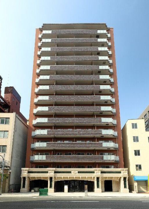プレジオ本町　 15階建