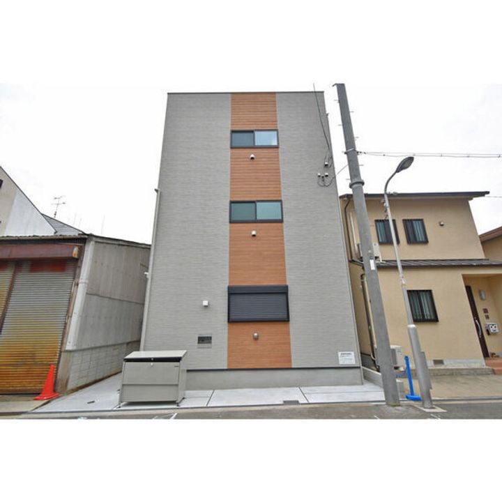 シャンティーハーバー九条 3階建