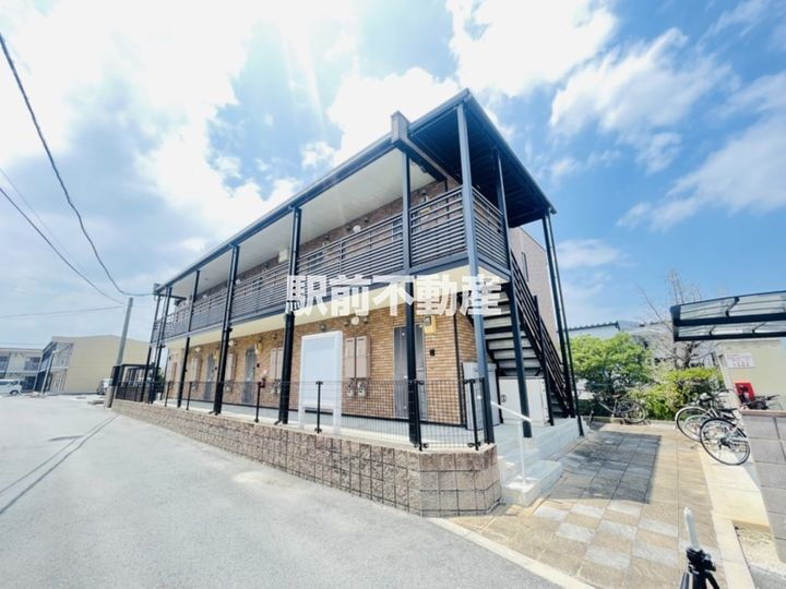 レオネクストすみれ