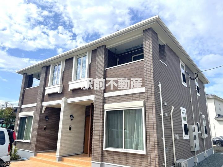 福岡県八女市稲富 2階建 築4年6ヶ月